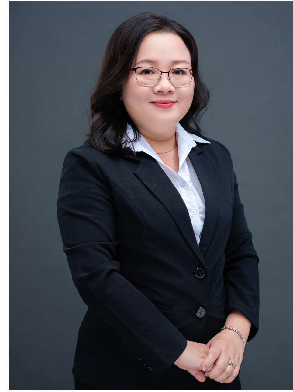 Bà. Nguyễn Thị Phương Thuý